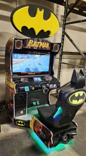 BATMAN THE DARK KNIGHT SITDOWN RACING ARCADE GAME RAW THRILLS