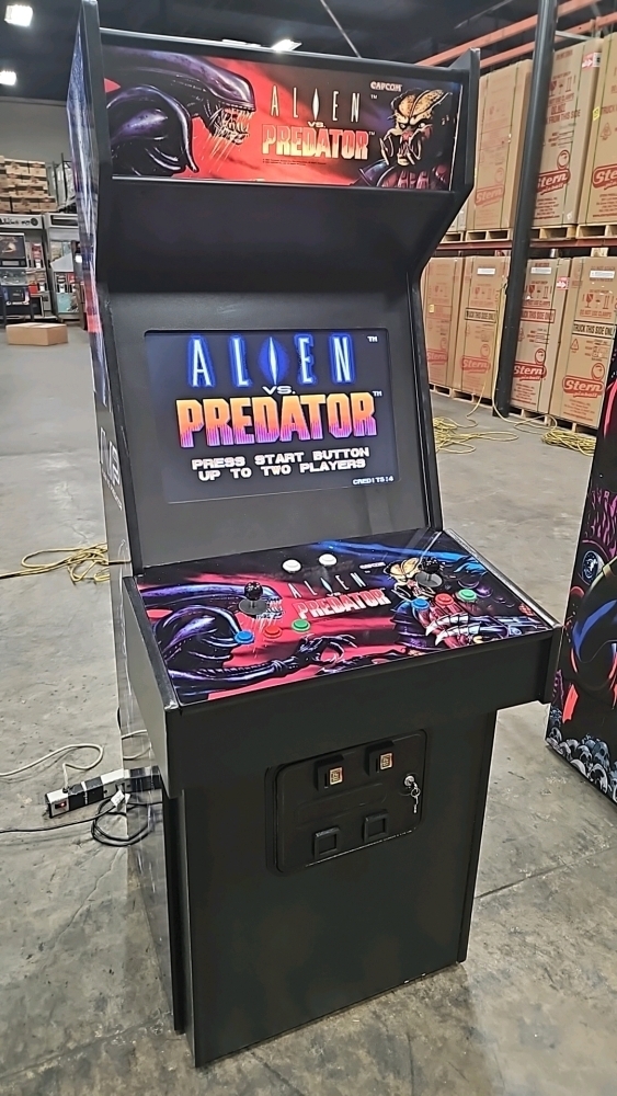 ALIEN VS. PREDATOR UPRIGHT NEW BUILD ARCADE GAME W/ LCD MONITOR