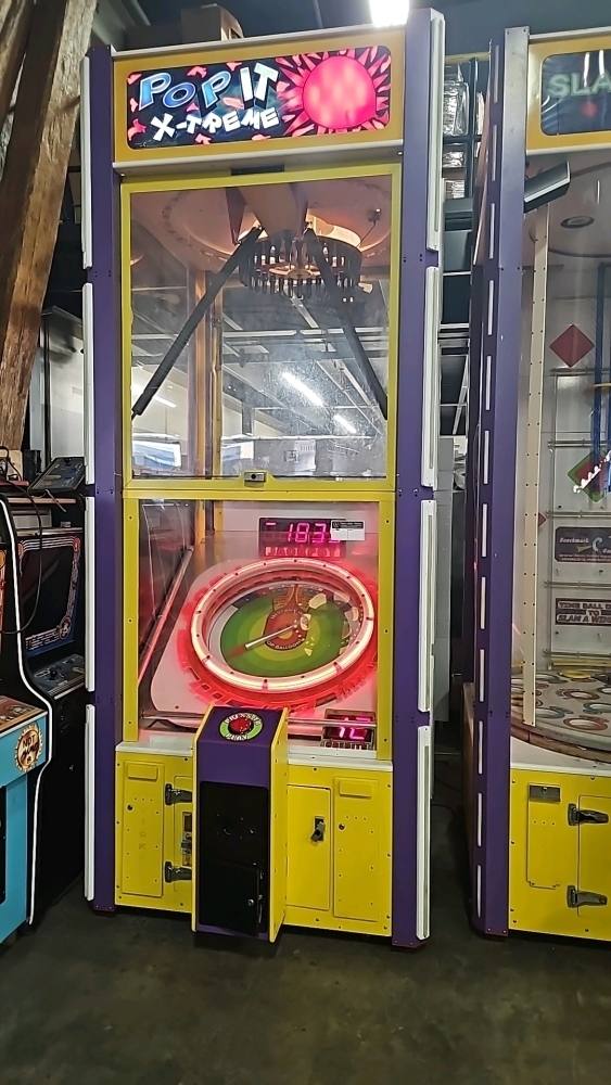 POP IT & WIN X-TREME GIANT DELUXE TICKET REDEMPTION GAME