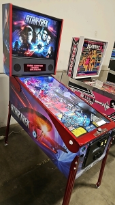 STAR TREK VENGEANCE PREMIUM EDITION PINBALL MACHINE STERN 2013