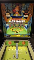 WILLIAM'S LINE DRIVE PITCH & BAT ARCADE BASEBALL GAME - 10