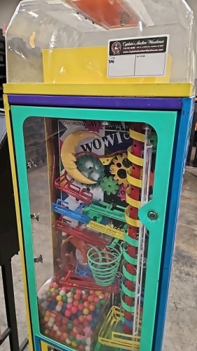 WOWIE ZOWIE KINETIC GUMBALL VENDING GAME