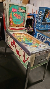 ATLANTIS WEDGE HEAD PINBALL MACHINE GOTTLIEB 1975