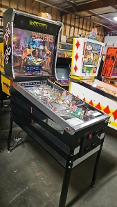 BAD GIRLS PINBALL MACHINE GOTTLIEB PREMIER 1988