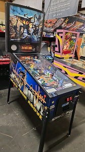 STARSHIP TROOPERS PINBALL MACHINE SEGA 1997