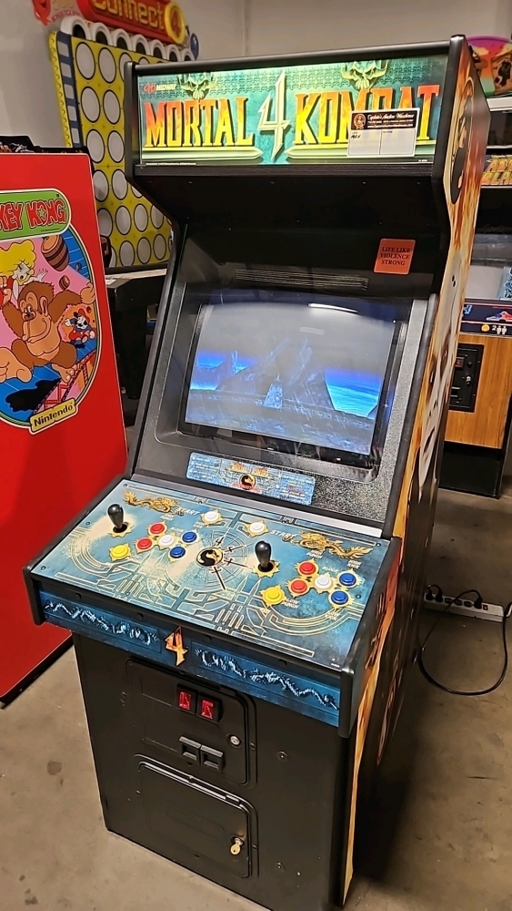 Mk4 Arcade Roster MORTAL KOMBAT 4 DEDICATED ARCADE GAME MIDWAY