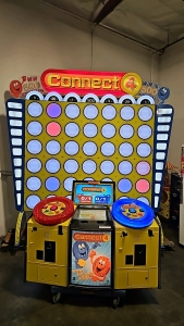 CONNECT 4 DELUXE SIZE TICKET REDEMPTION GAME BAYTEK