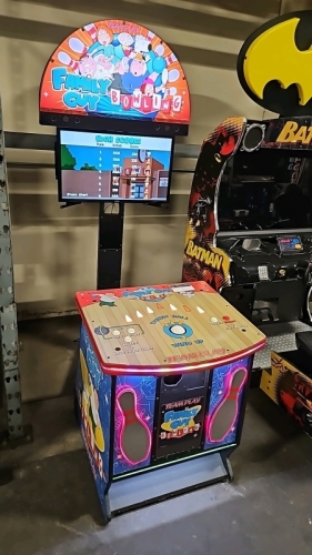 FAMILY GUY BOWLING PEDESTAL ARCADE GAME