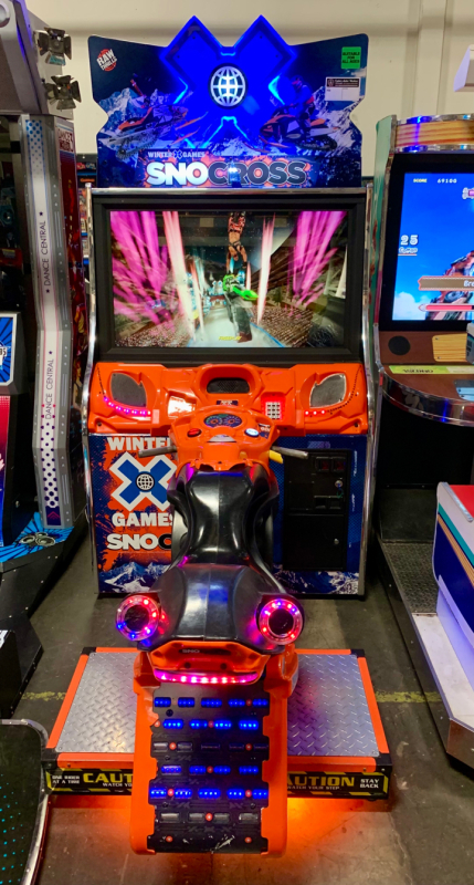 SNO-CROSS X GAMES SITDOWN RACING ARCADE GAME RAW THRILLS