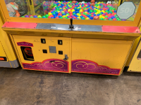 60" PLUSH PALACE by ICE PLUSH CLAW CRANE MACHINE - 2