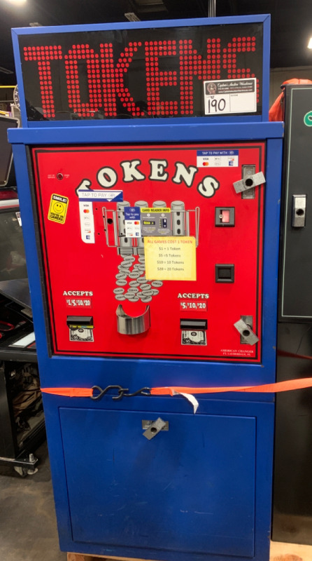 AC6000 DOLLAR TOKEN COIN CHANGER MACHINE BLUE/RED AMERICAN CORP