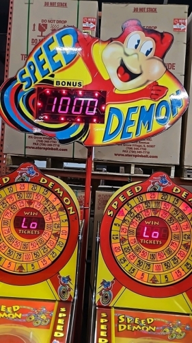 SPEED DEMON BONUS SCORE OVER HEAD SIGN