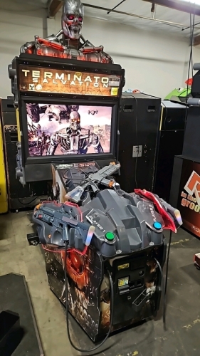 TERMINATOR SALVATION DELUXE 42" SHOOTER ARCADE GAME RAW THRILLS