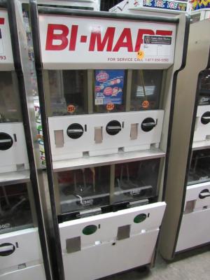 BULK CANDY VENDING BI-MART STAND #2