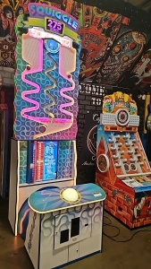 SQUIGGLE DELUXE TICKET REDEMPTION GAME BAYTEK