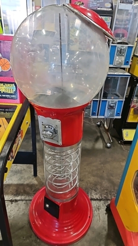 GLOBE SPIRAL RED GUMBALL MACHINE