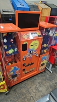 THE ORIGINAL WEB GLOW CAPSULE PRIZE KIOSK