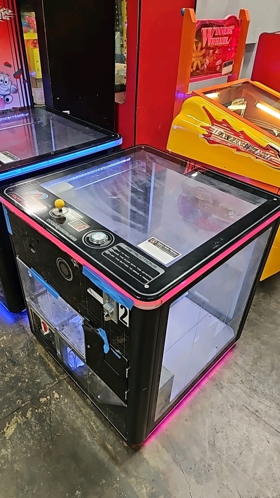 PRIZE BOX LAI GAMES TABLE TOP PLUSH CLAW CRANE MACHINE #2