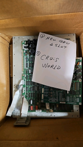 1 BOX LOT- CRUISIN WORLD PCB/ NEO GEO 4 SLOT PCB