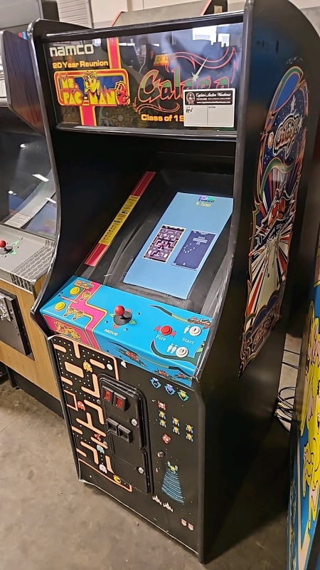 CLASS OF 81 GALAGA MS. PAC-MAN CABINET ARCADE GAME