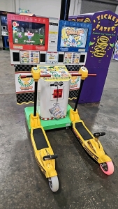 RAZOR SCOOTER RACER 2 PLAYER ARCADE GAME