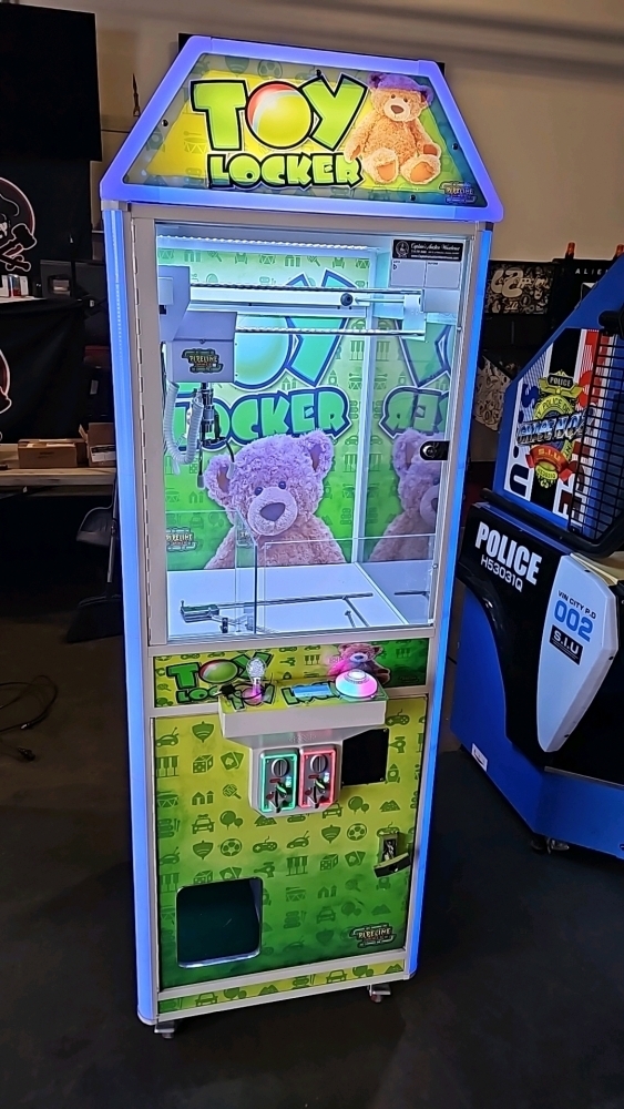 TOY LOCKER PLUSH CLAW CRANE MACHINE PIPELINE GAMES