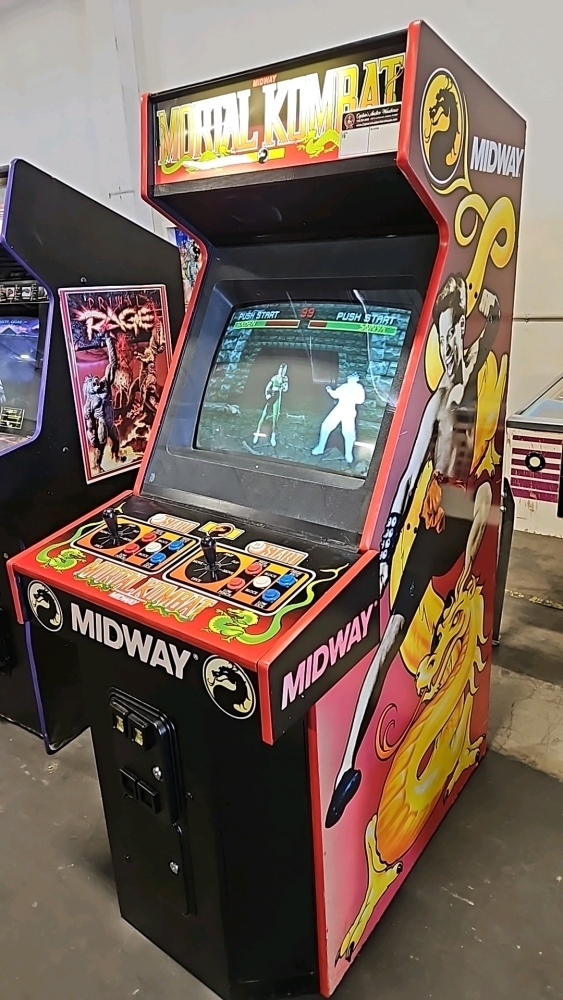 MORTAL KOMBAT UPRIGHT ARCADE GAME MIDWAY