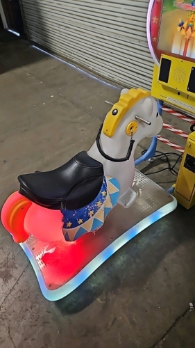 KIDDIE RIDE GO GO PONY GLOW RIDE W/ VIDEO MONITOR