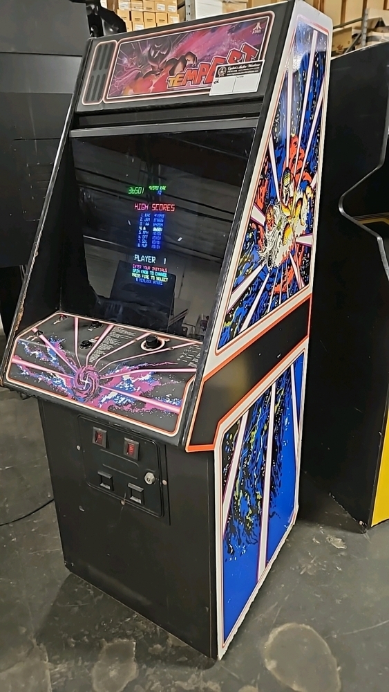 TEMPEST UPRIGHT ARCADE GAME ATARI COLOR VECTOR CLASSIC
