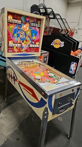 JACK IN THE BOX PINBALL MACHINE GOTTLIEB