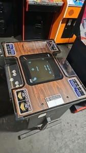 ASTEROIDS DELUXE COCKTAIL TABLE ARCADE GAME ATARI 1980