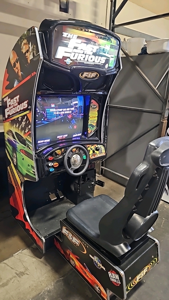 DRIFT FAST & FURIOUS SITDOWN RACING RAW THRILLS ARCADE GAME
