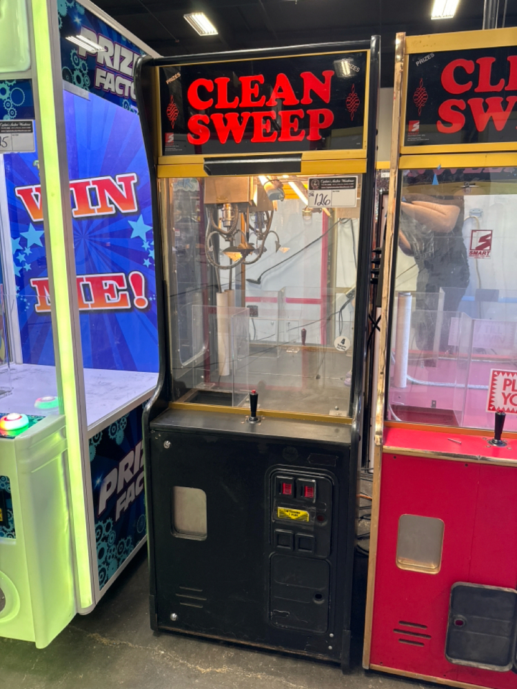 Chlean Machine Action SMART CLEAN SWEEP CANDY CLAW CRANE MACHINE