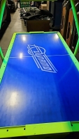 AIR HOCKEY TABLE DYNAMO HOT FLASH W/ OVERHEAD SCORING - 3