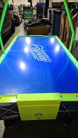 AIR HOCKEY TABLE DYNAMO HOT FLASH W/ OVERHEAD SCORING - 5