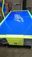 AIR HOCKEY TABLE DYNAMO HOT FLASH W/ OVERHEAD SCORING - 6