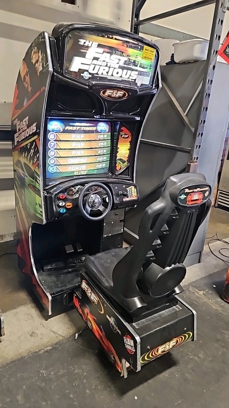 THE FAST AND THE FURIOUS RAW THRILLS UNIVERSAL STUDIOS SIT DOWN RACING ARCADE GAME #1