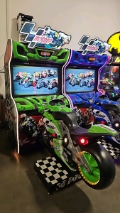 MOTO GP DELUXE 42" LCD GREEN MOTORCYCLE RACING ARCADE GAME RAW THRILLS