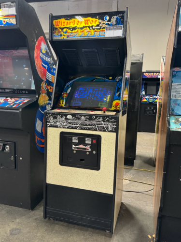 WIZARD OF WOR CLASSIC UPRIGHT BALLY MIDWAY ARCADE GAME