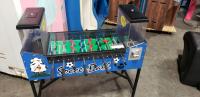 SOCCERBALL FOOSBALL VENDING GAME TABLE