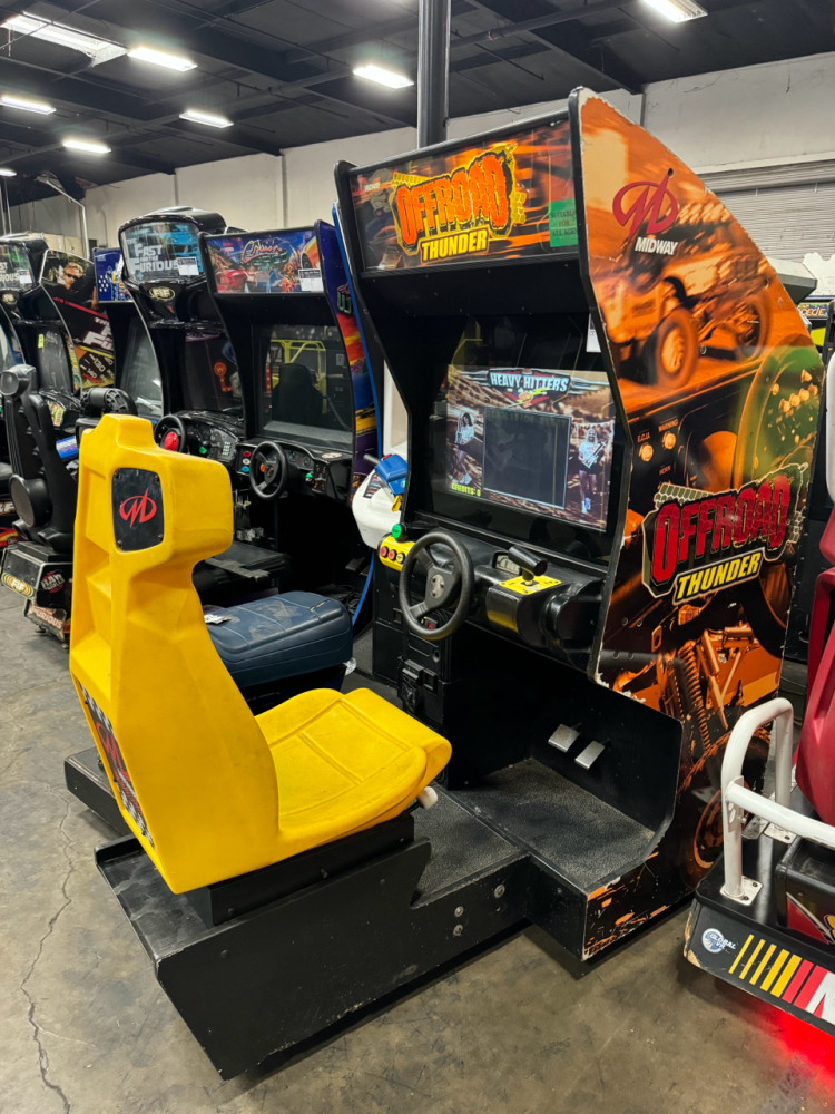 OFFROAD THUNDER SITDOWN RACING ARCADE GAME MIDWAY RACING
