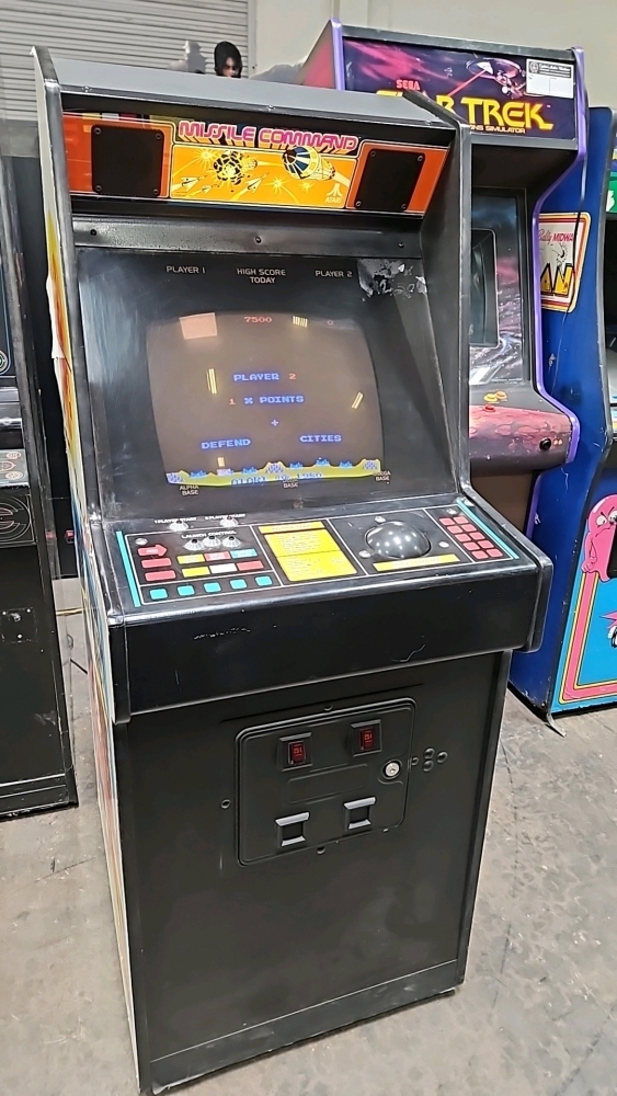 MISSILE COMMAND CLASSIC 1980 UPRIGHT ARCADE GAME ATARI