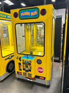 PLUSH BUS 40'' ARCADE CRANE GAME BY ICE #1