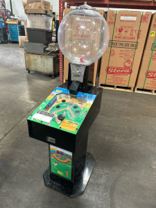 GLOBE GUMBALL BASEBALL VENDING STAND