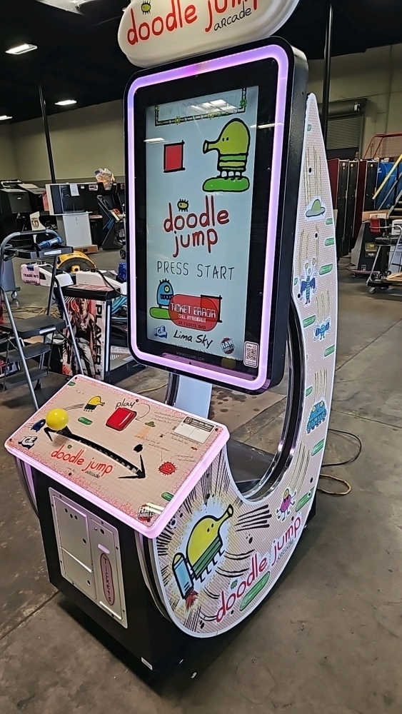 DOODLE JUMP VIDEO TICKET REDEMPTION GAME RAW THRILLS