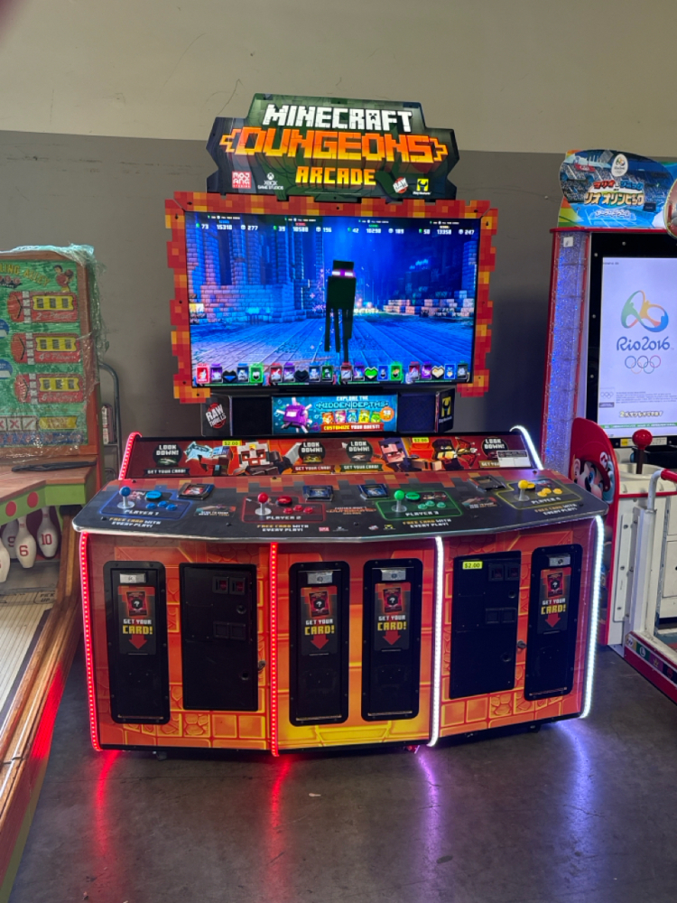 MINECRAFT DUNGEONS ARCADE RAW THRILLS ARCADE GAME 4 PLAYER