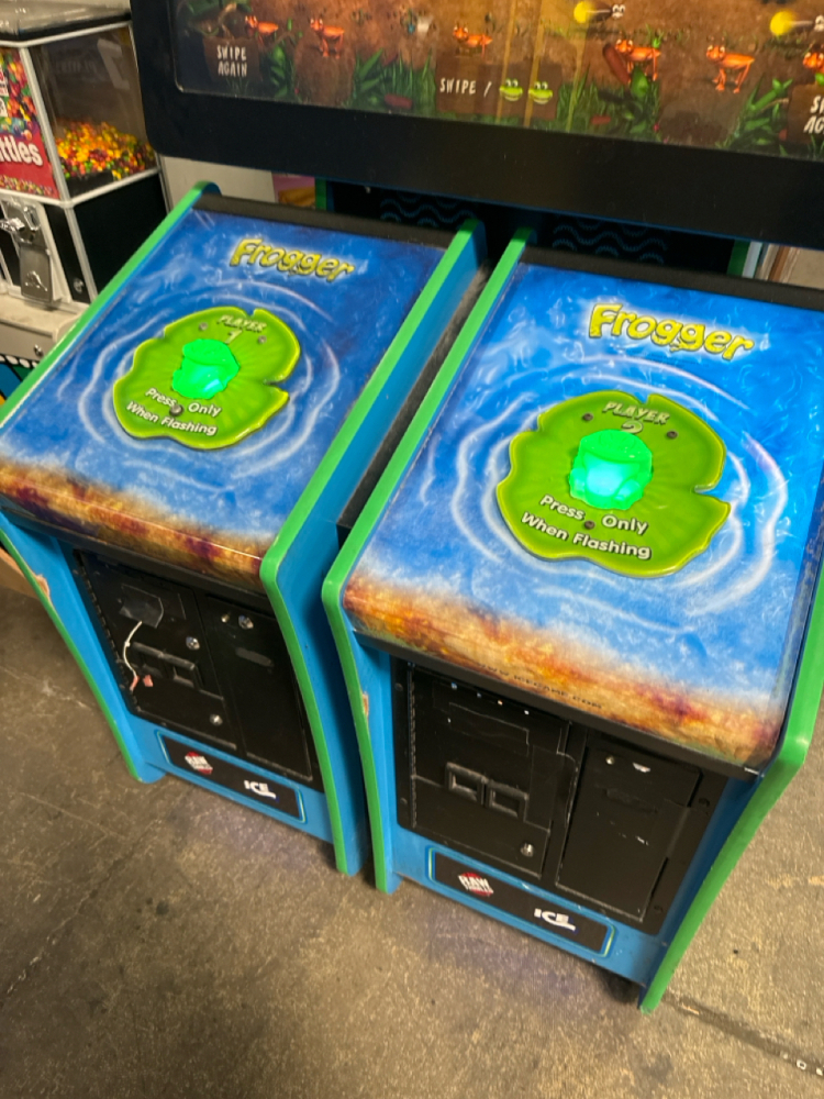 FROGGER 2 PLAYER ARCADE GAME NEW UPDATED VERSION