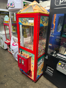 ROUTE 66 CRANE CLAW MACHINE PRIZE REDEMPTION GAME