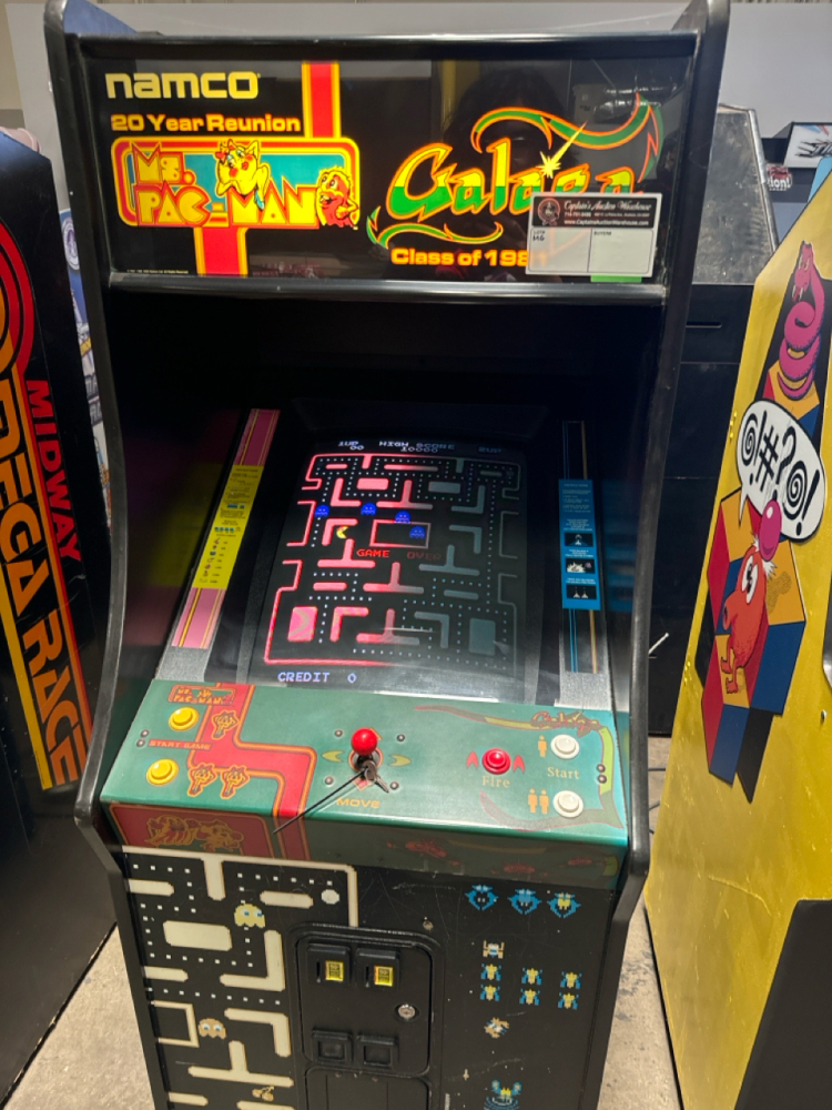 CLASS OF 81 GALAGA MS PACMAN UPRIGHT ARCADE GAME NAMCO