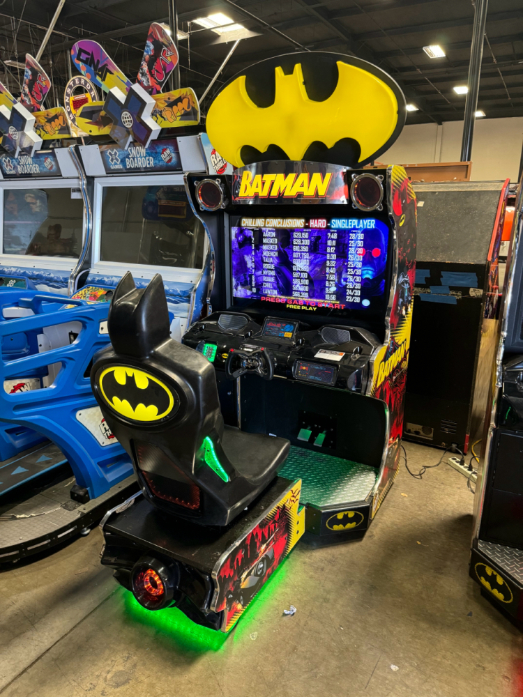 BATMAN SITDOWN DRIVING RACING ARCADE GAME RAW THRILLS #2